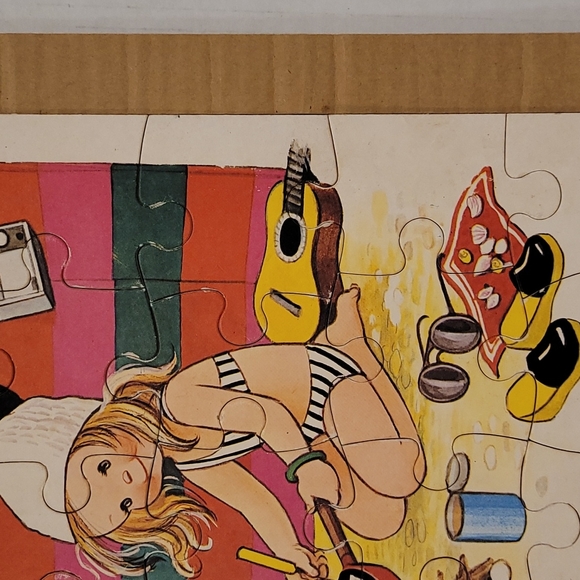 Adorable Beach Picnic Vintage Puzzle - Picture 6 of 17